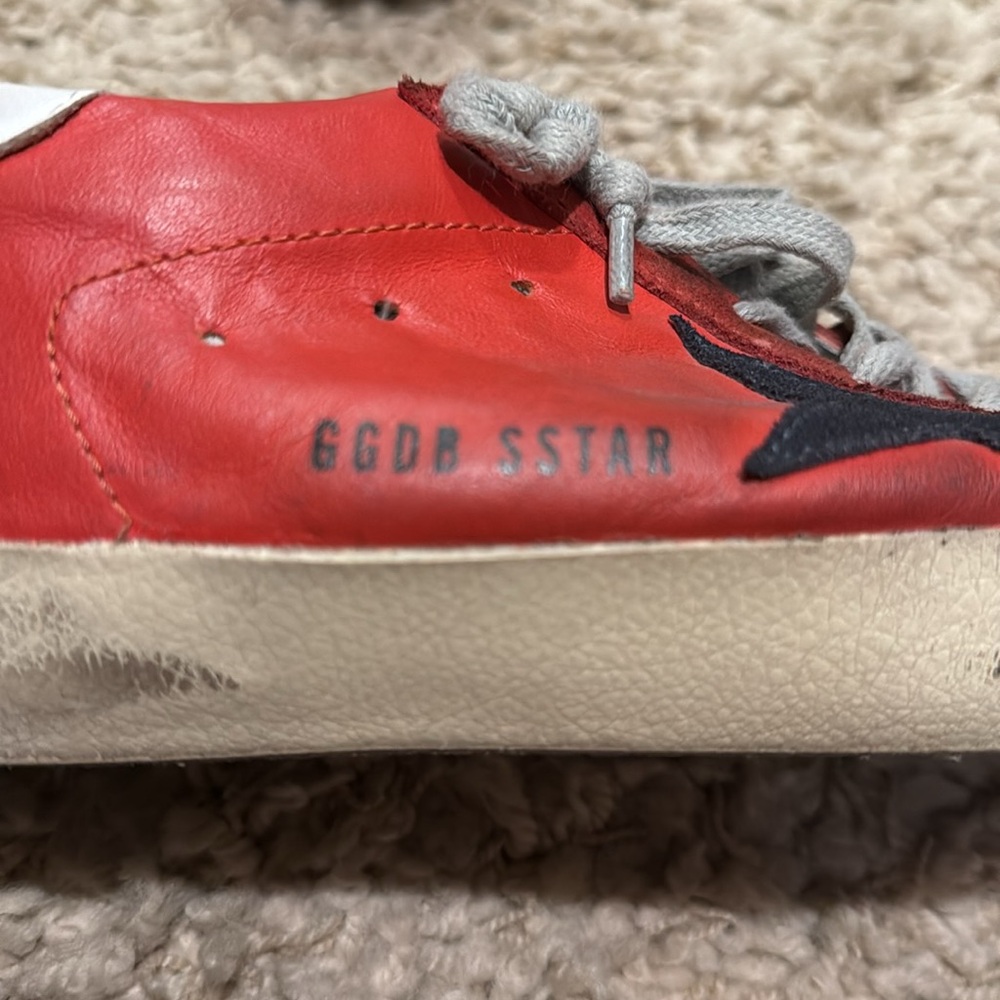 Golden Goose Men’s Red Leather Black Star Superstar Low Top Sneakers - Picture 8 of 9
